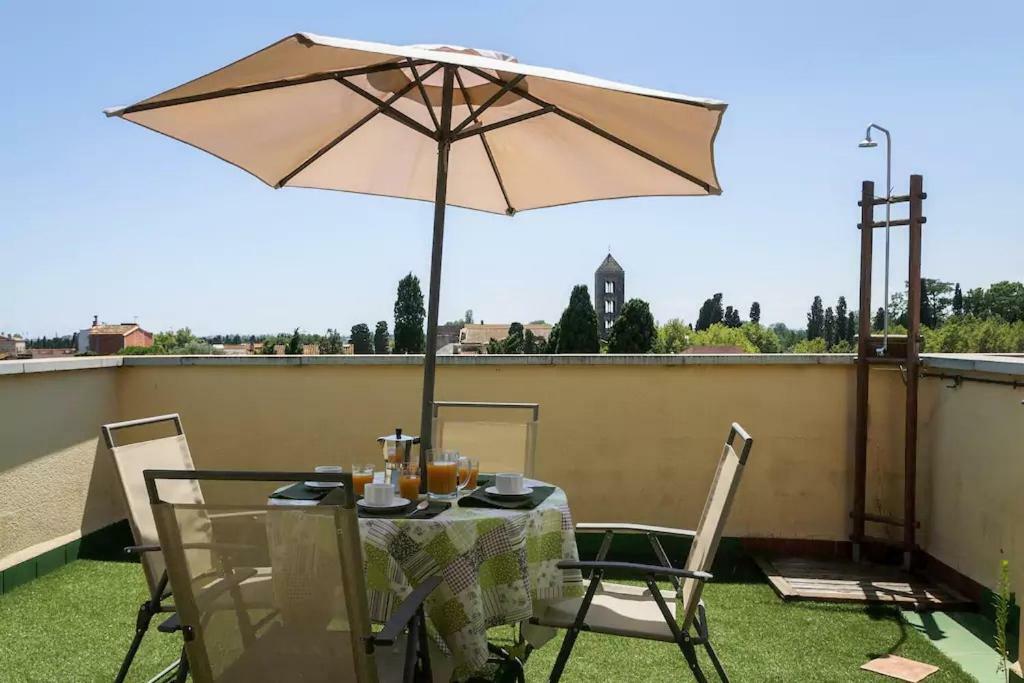Ca La Gloria Bed & Breakfast Vilabertrán Dış mekan fotoğraf