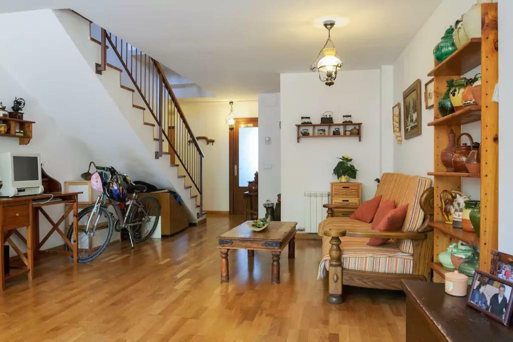 Ca La Gloria Bed & Breakfast Vilabertrán Dış mekan fotoğraf